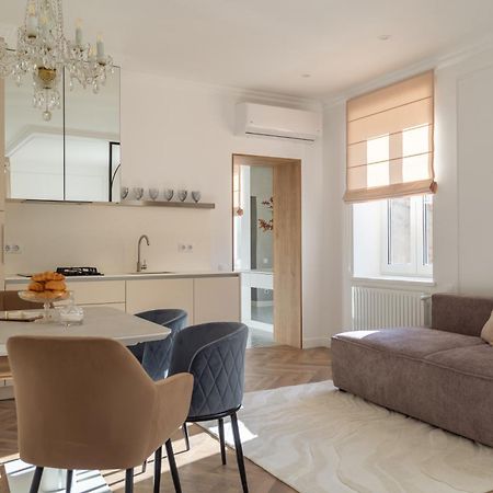 "M&D Apartmentslviv" Ultra Lux Rynok Square, 6Person Exterior foto